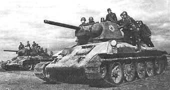 Т-34 перед атакой. Сталинградский фронт. Осень 1942