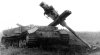 САУ «Фердинанд», разрушенная прямым попаданием авиабомбы Пе-2. Лето 1943 г.