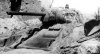 Хорошо замаскированный Т-34 в засаде на окраинах Понырей. Курск. Июль 1943 г.
