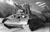 Новенький Т-34 образца 1942 покидает цех завода 