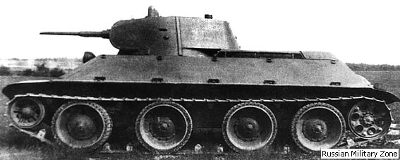 Экспериментальный танк А-20 на испытаниях. 1939
