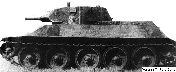 Экспериментальный танк А-32 на заводских испытаниях. 1939